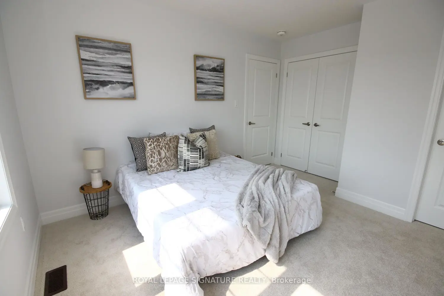 131 Union Boulevard photo 2