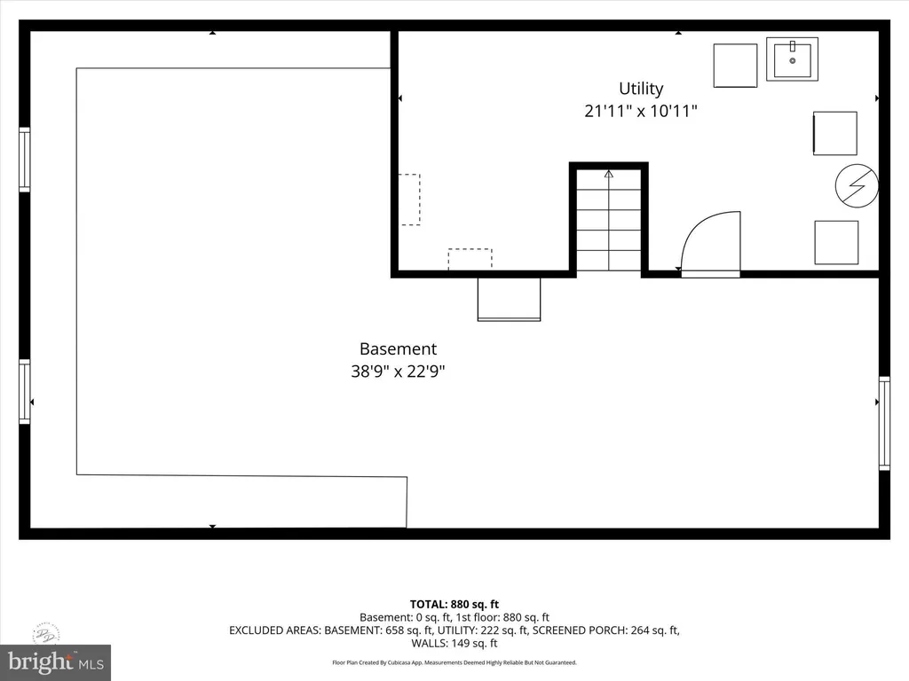 2 Spring Lake Dr, Newark, DE 19711
