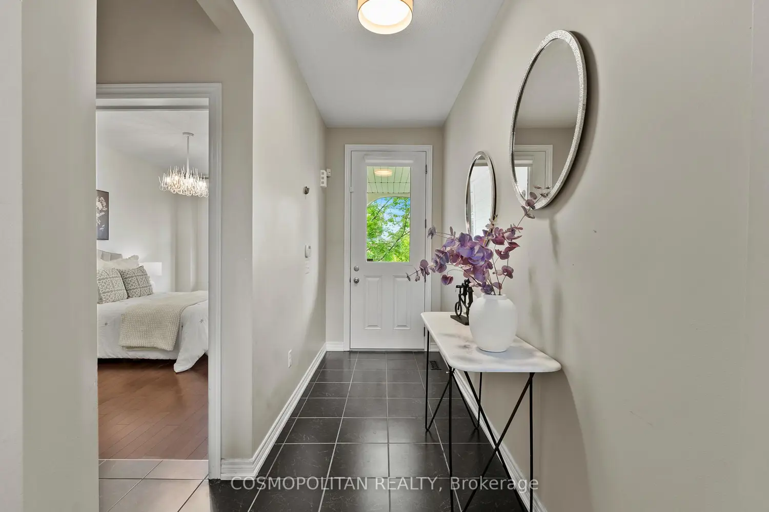 4359 Chemonda Street photo 3