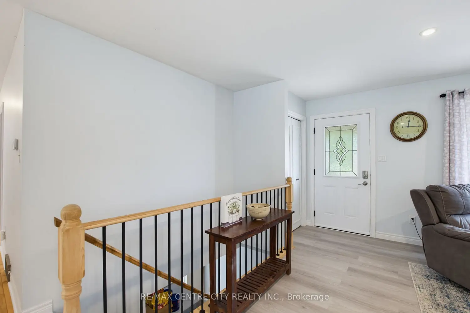 119 Anderson Avenue photo 2