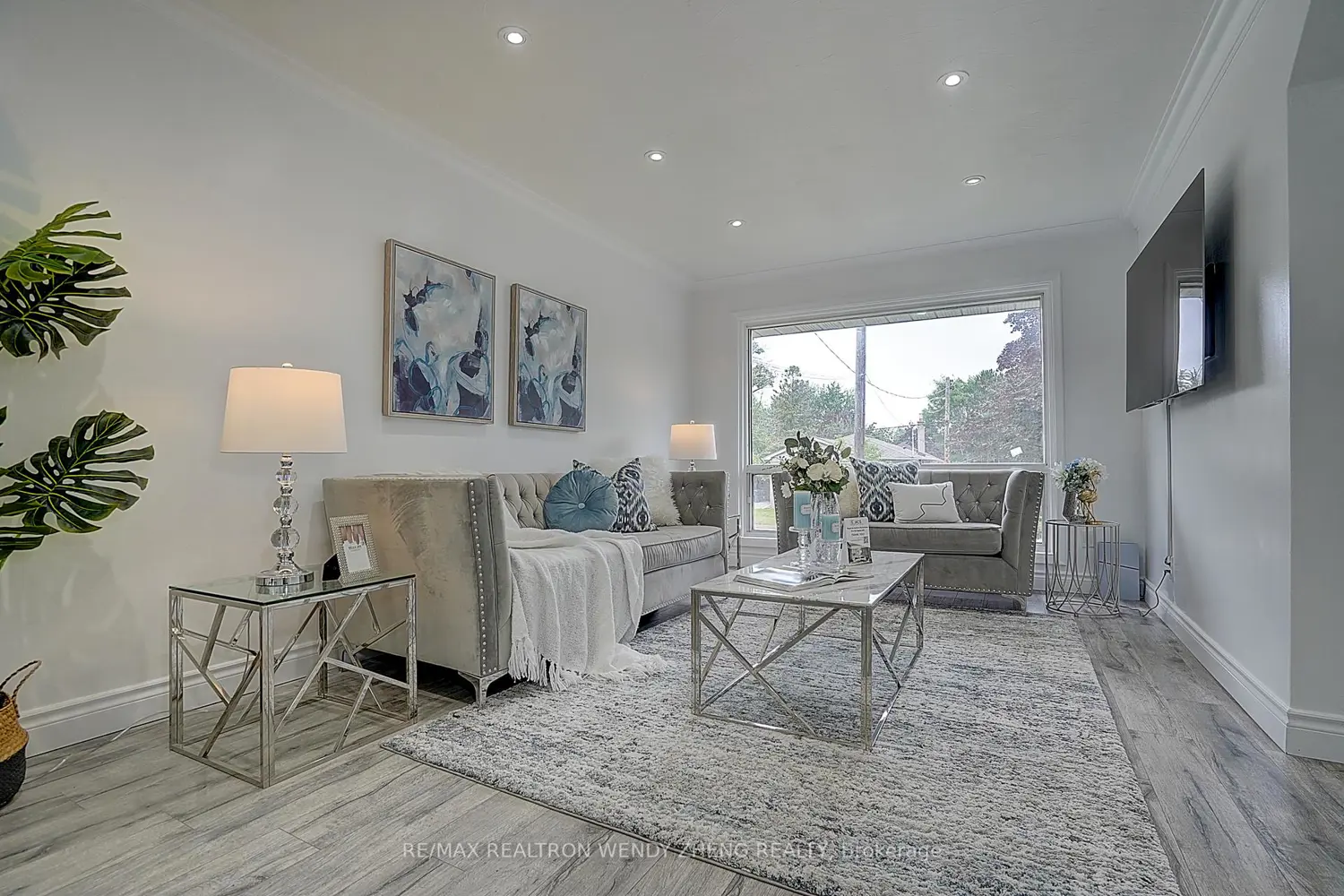 18 Courton Drive photo 2