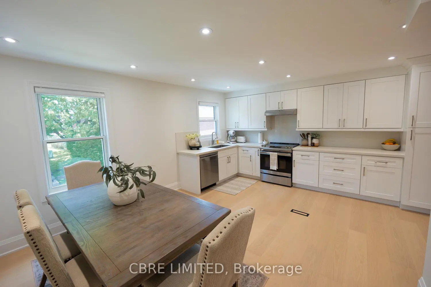30 Heslop Road 36 photo 4