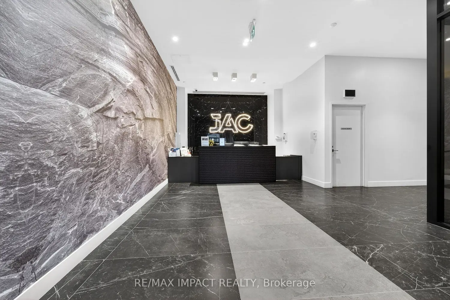 308 Jarvis Street 813