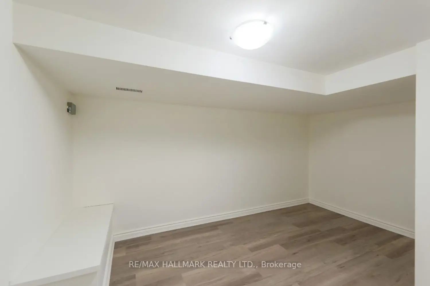 152 Santamonica Boulevard photo 5