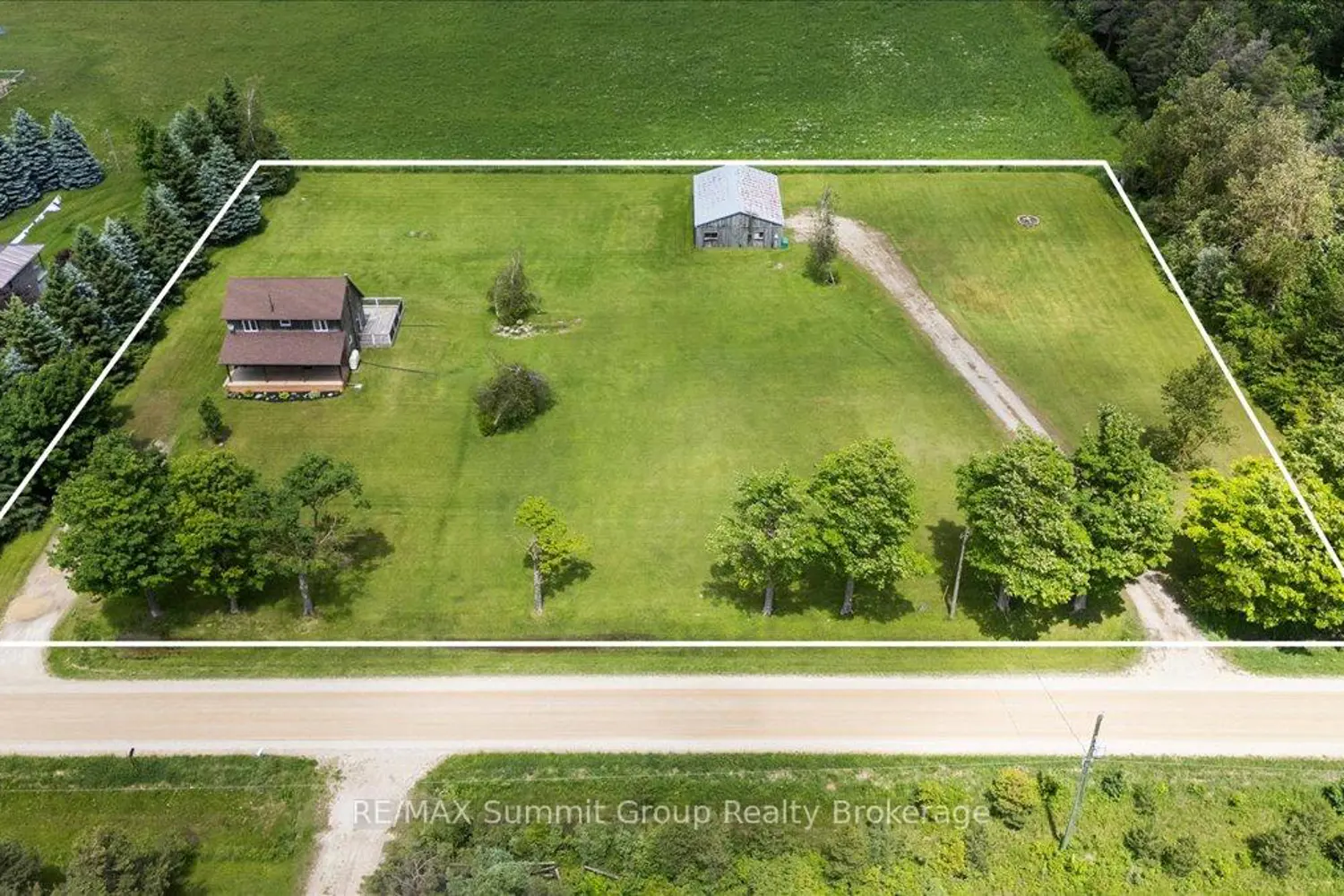 96153 4Th Line Sw photo 3
