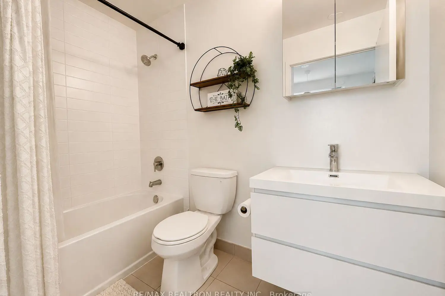 8119 Birchmount Road 1313 photo 3