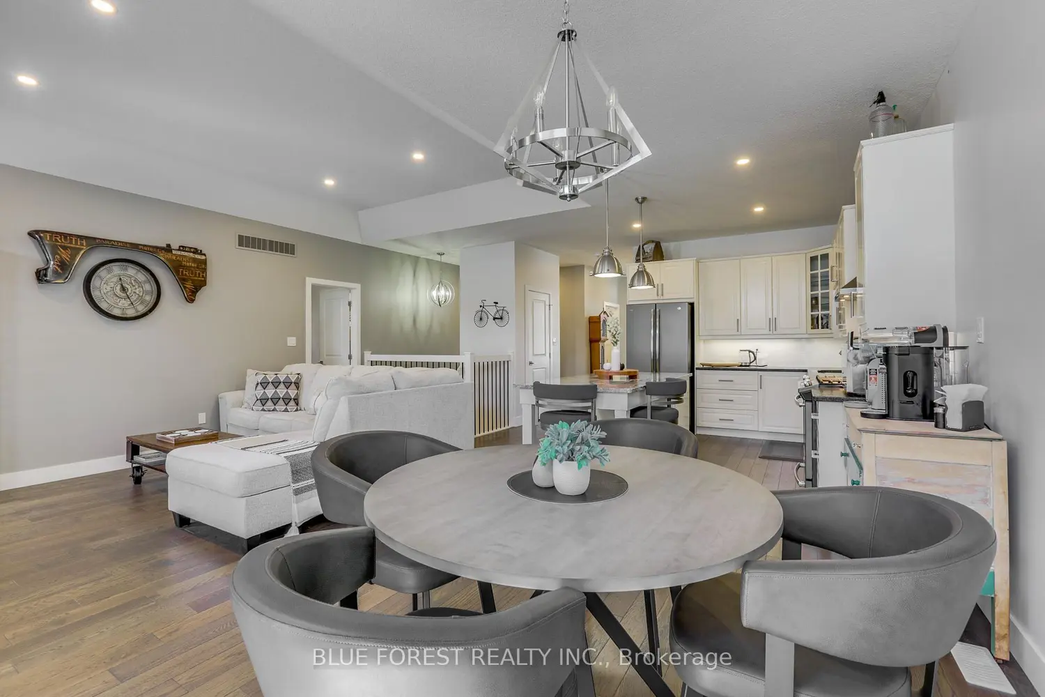 4700 Hamilton Road 50 photo 3