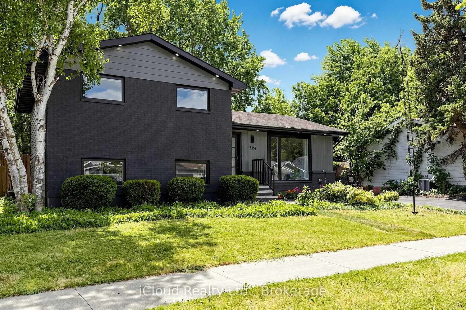 2151 Falmouth Terrace photo 4