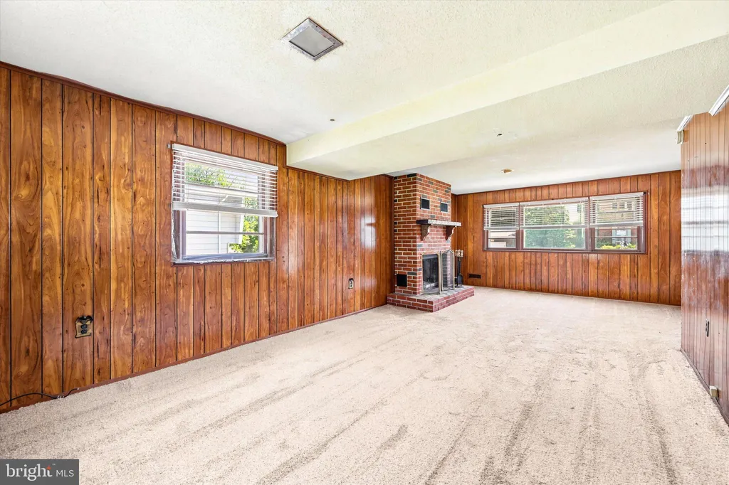 111 Wentworth Drive, Claymont, DE 19703 photo 3