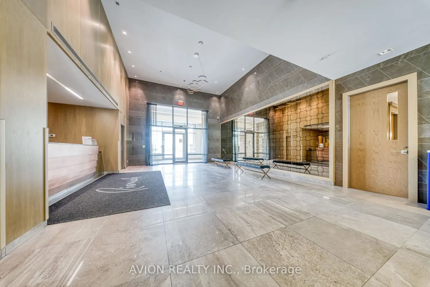 28 Uptown Drive 217 photo 3