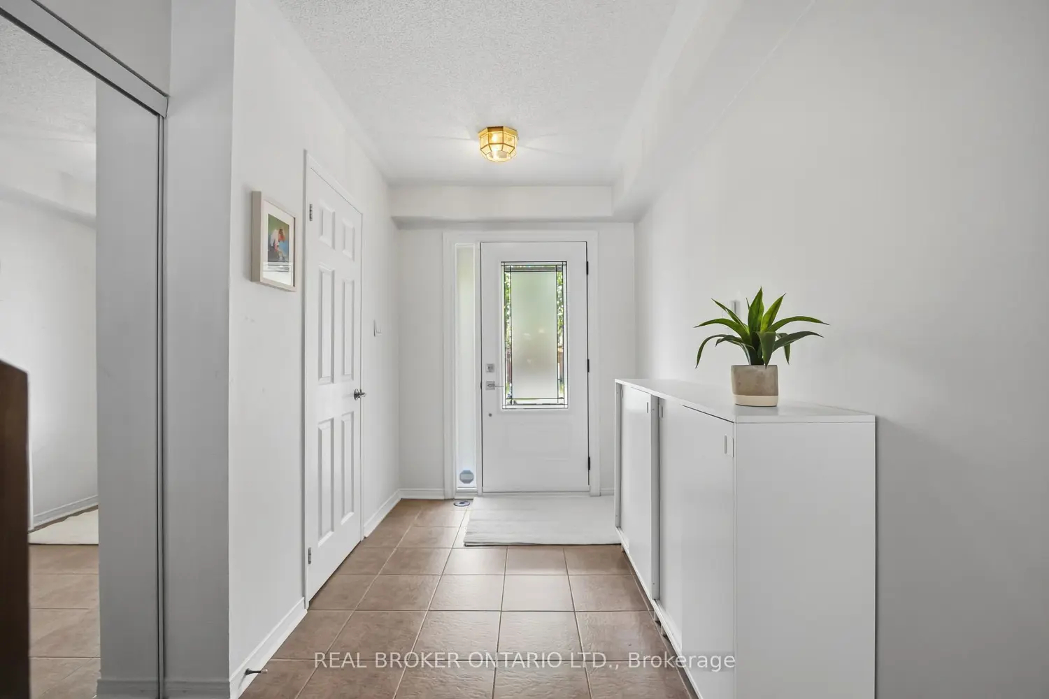 86 Coleridge Drive photo 3