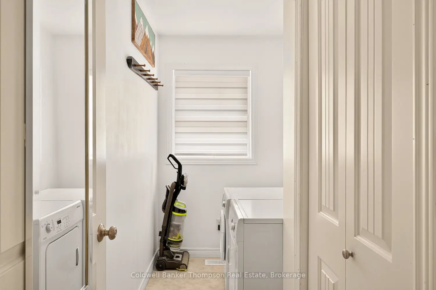 3425 Brunel Road photo 5