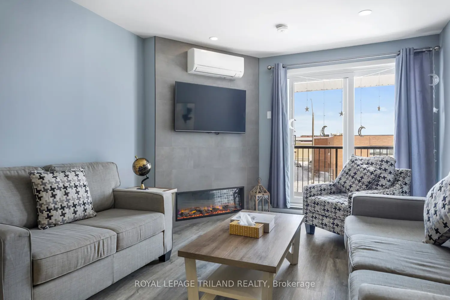 1096 Jalna Boulevard 97 photo 4