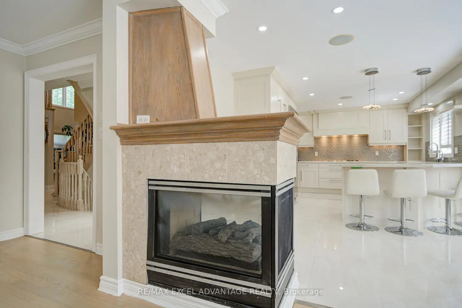 5470 Middleport Crescent photo 5