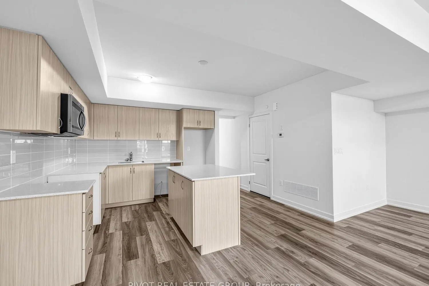 56 Elizabeth Street 1101 photo 2