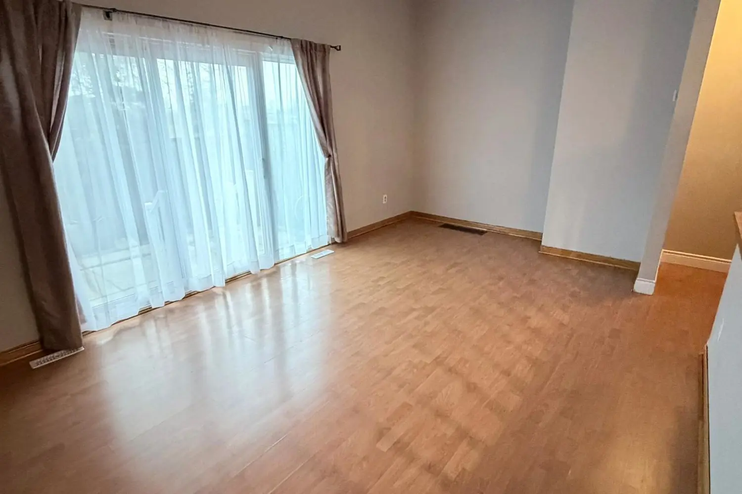 400 Bloor Street 58 photo 5