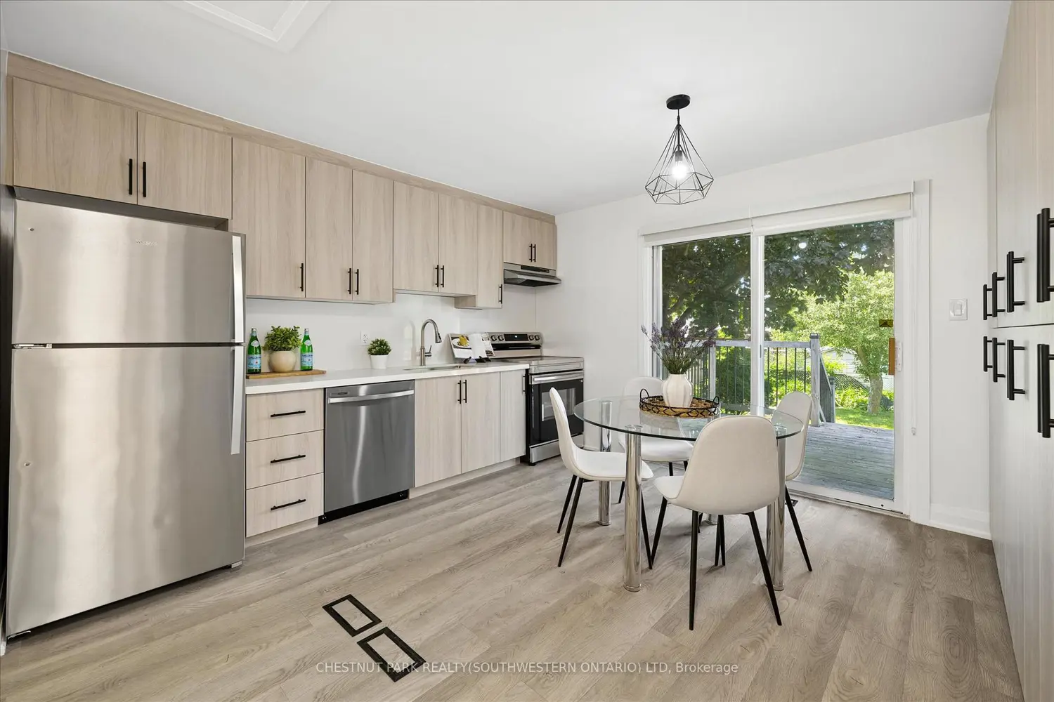 88 Woodhaven Road photo 4