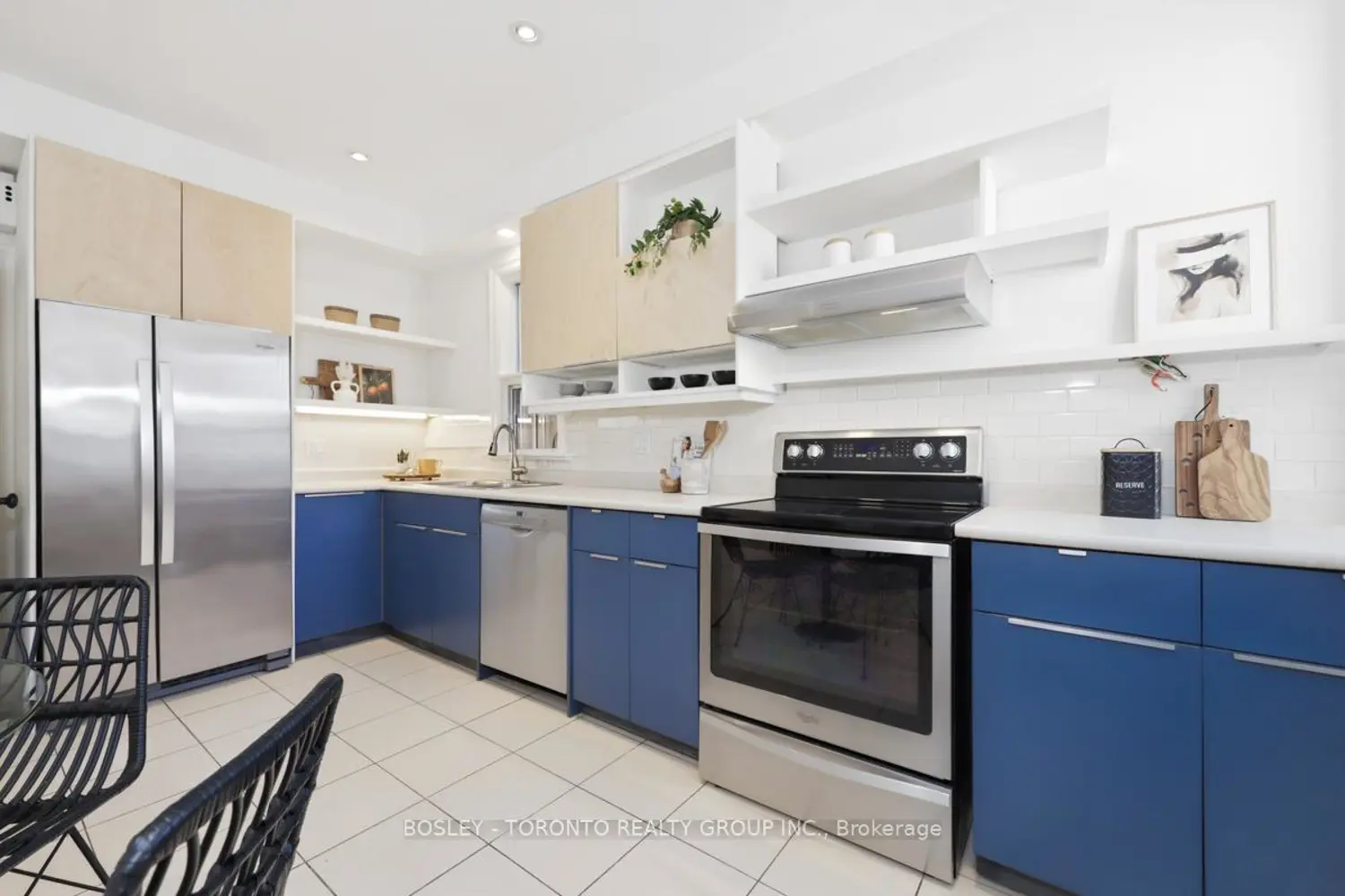 62 Hallam Street photo 4