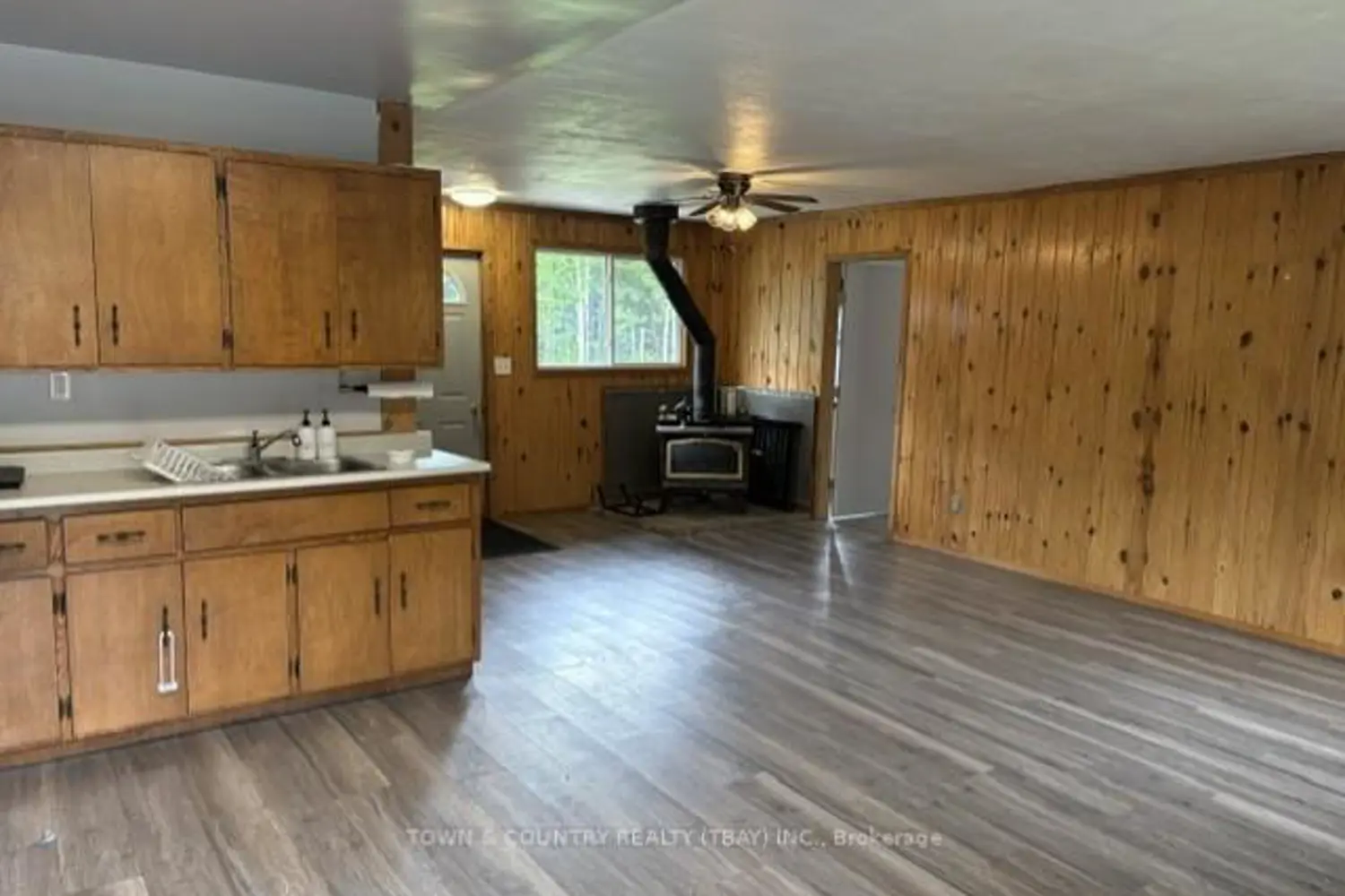 1022 Cloud Lake Road photo 2