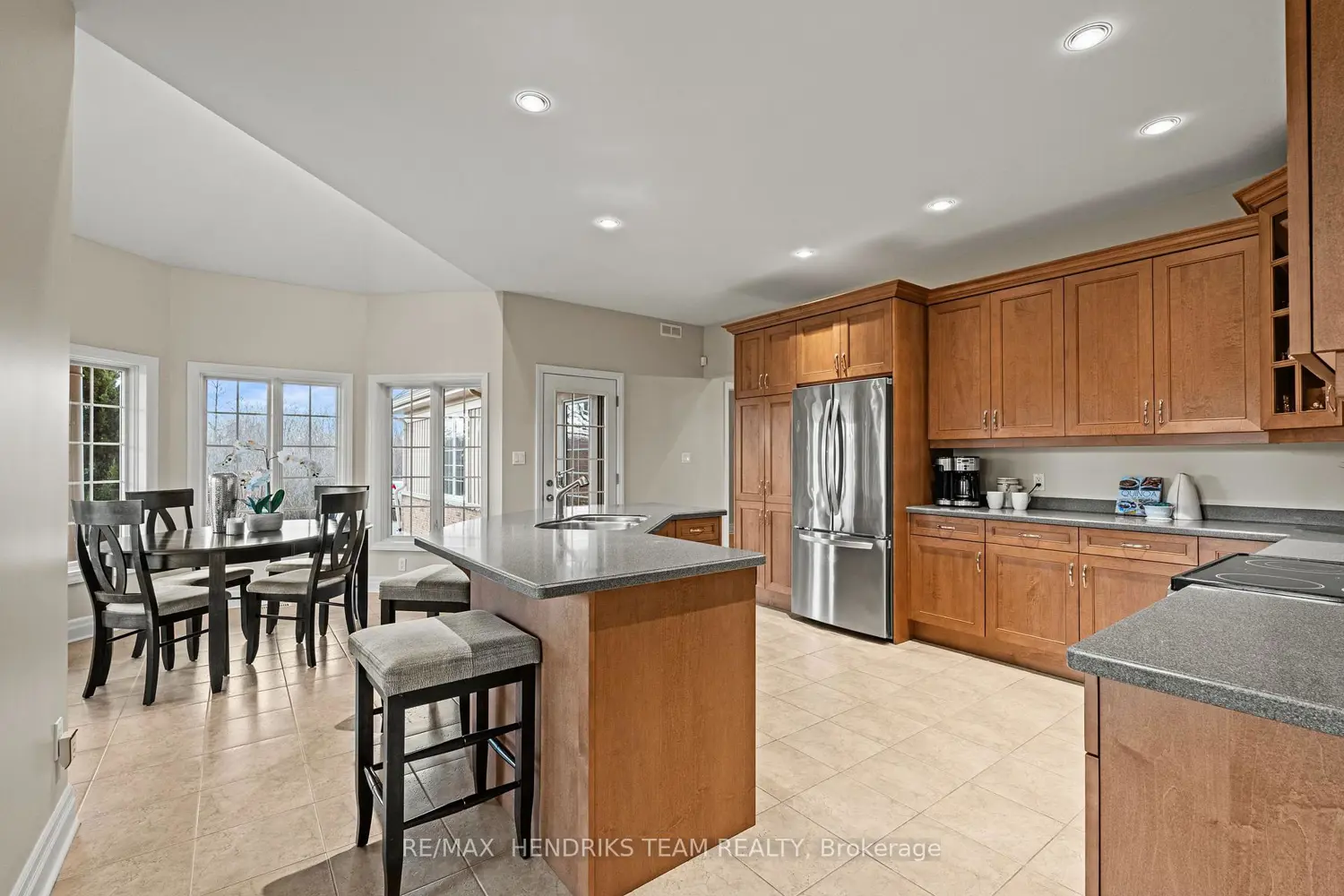 5045 Michener Road photo 4