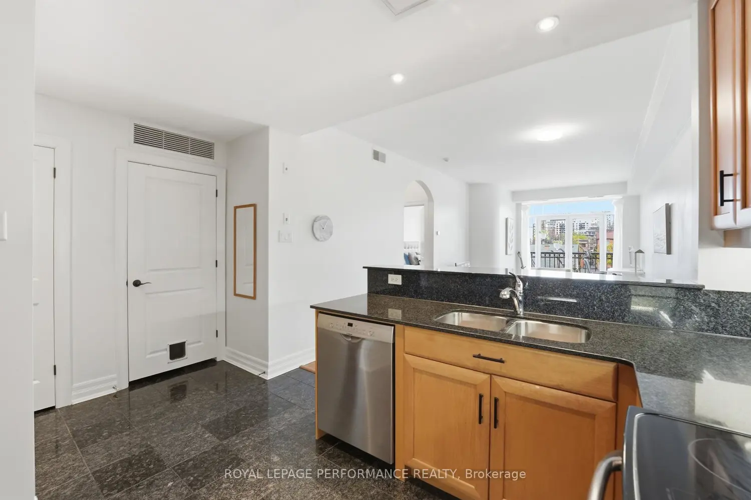 320 Mcleod Street 312 photo 5