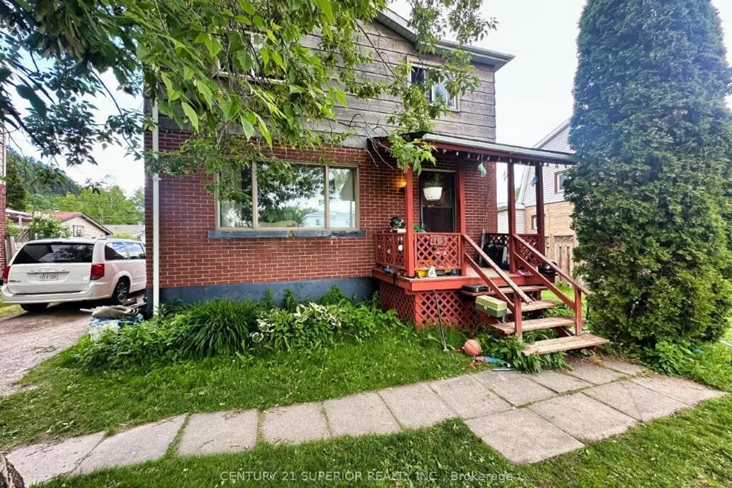 113 Stadler Ave photo 3