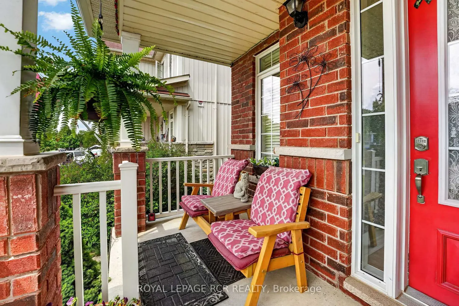 64 Legion Way photo 3