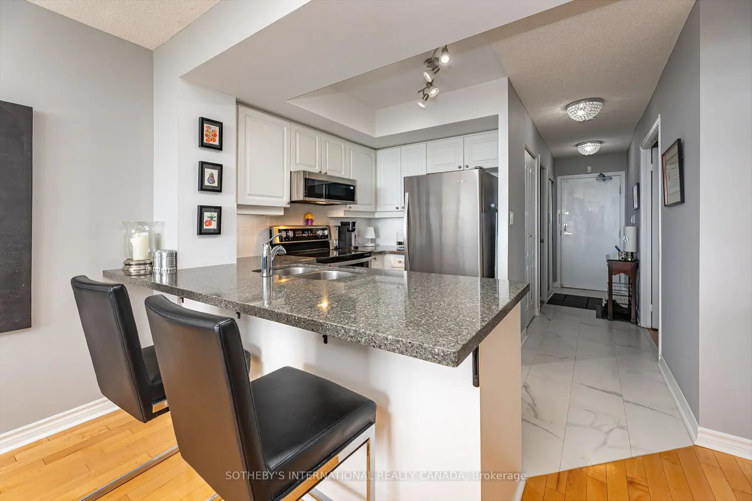 1 Rean Drive 2108 photo 4
