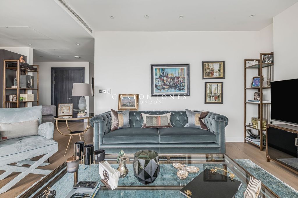 3 bed flat for saleValetta House, 366 Queenstown Road, London SW11