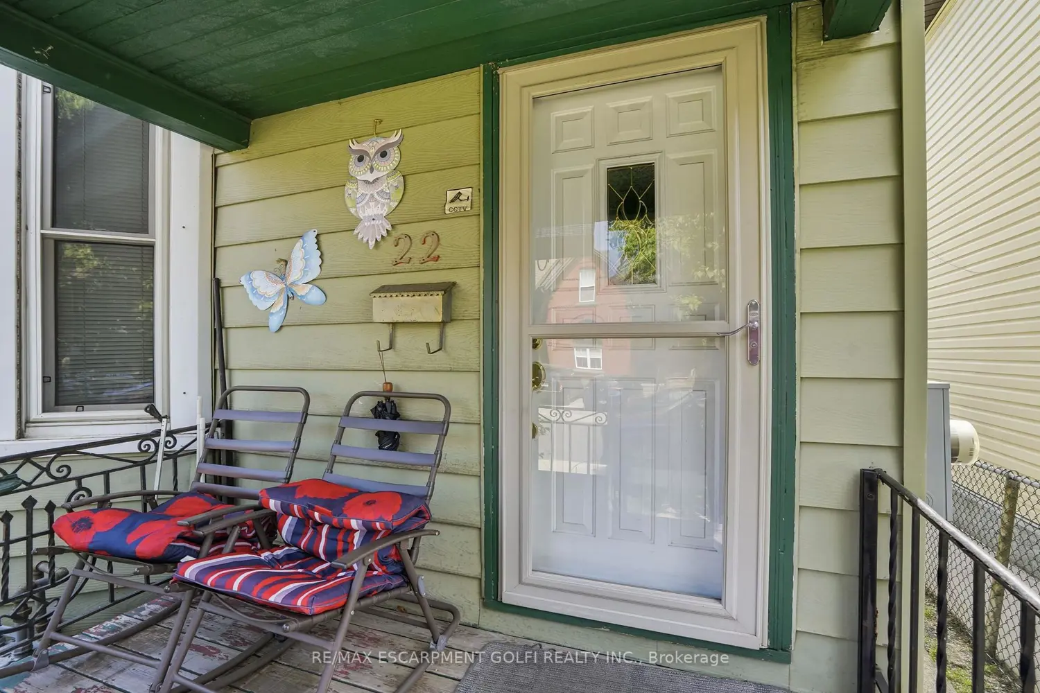 22 Cheever Street photo 3