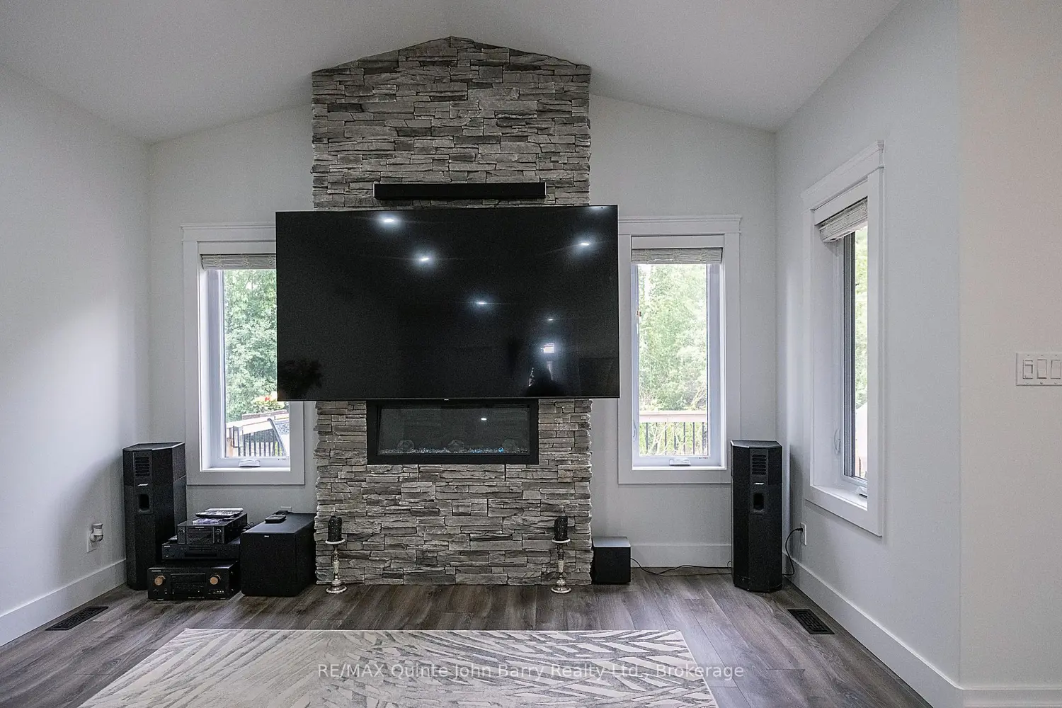 46 Birchmount Street photo 5