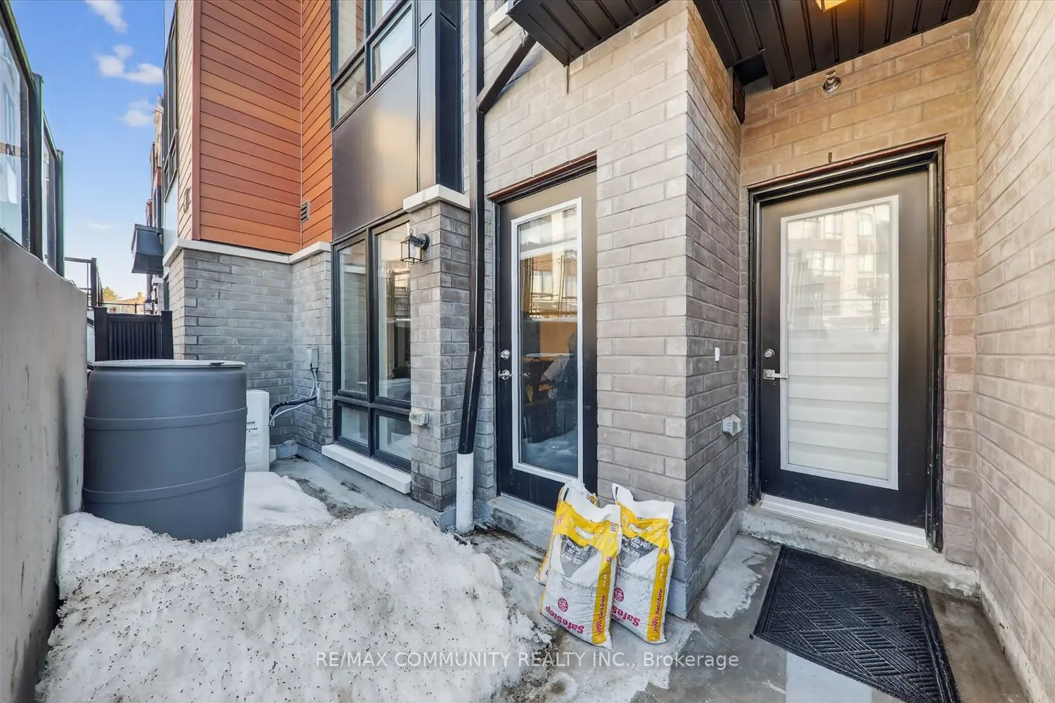 145 Tapscott Road 21 photo 5