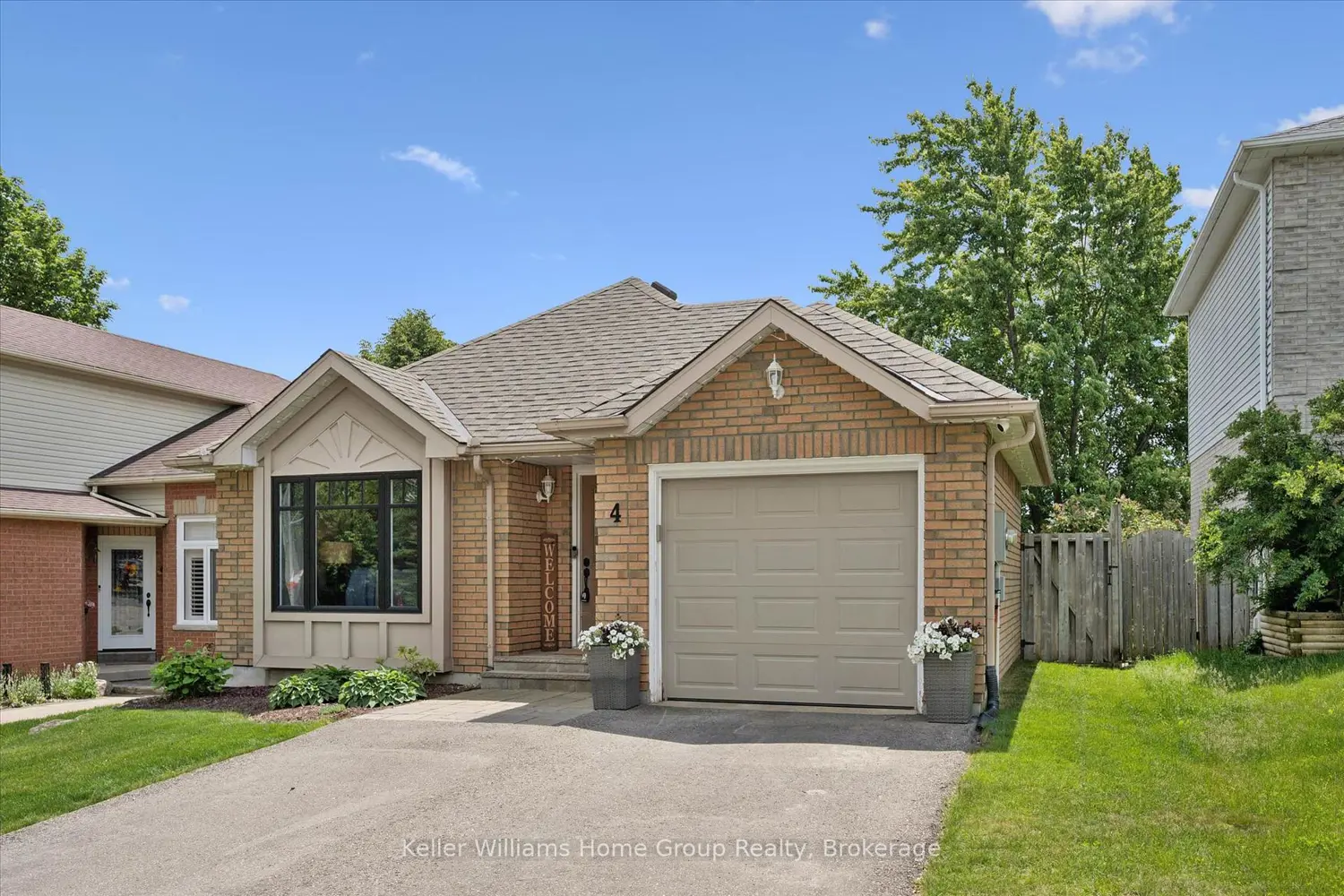 4 Eastview Crescent photo 2