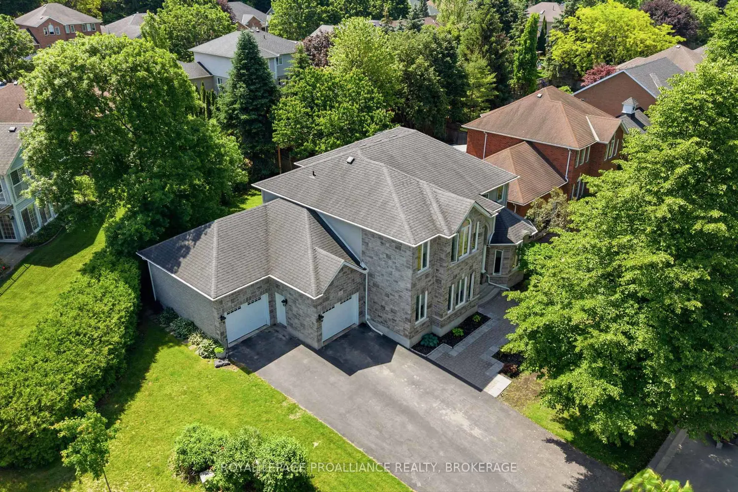 81 Kenwoods Circle