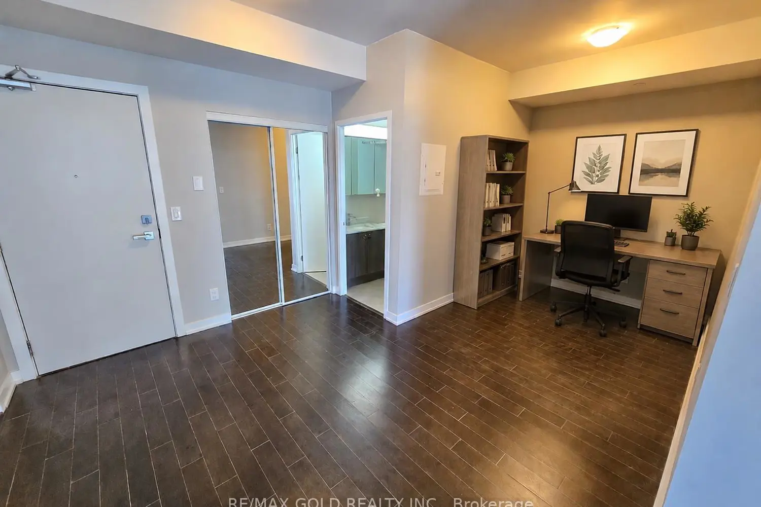 510 Curran Place 2006