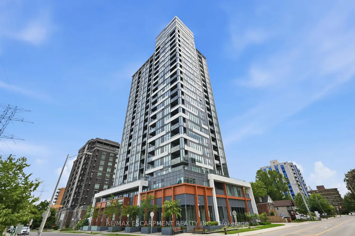 500 Brock Avenue 909