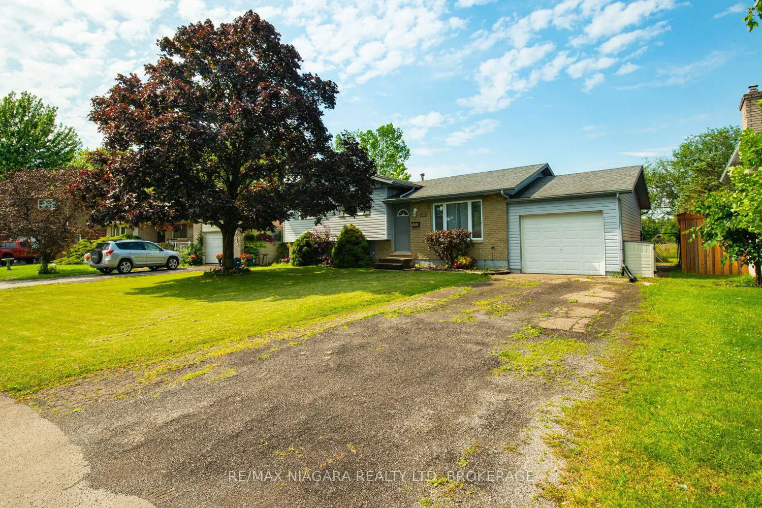 47 Elmvale Crescent photo 3