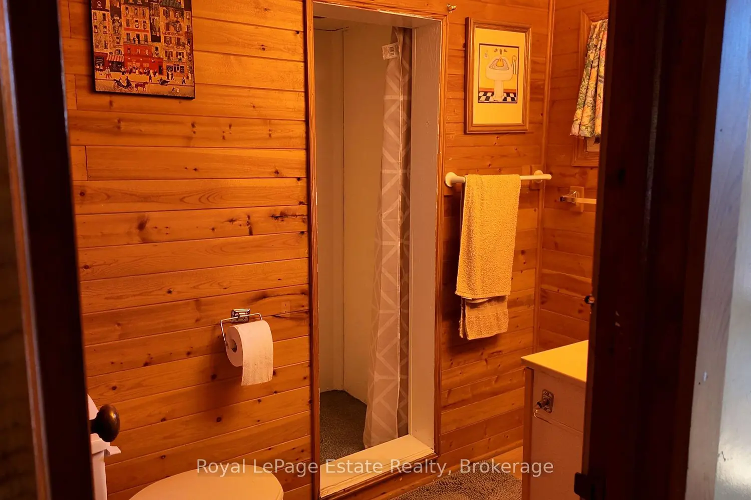 407 Third Avenue photo 2