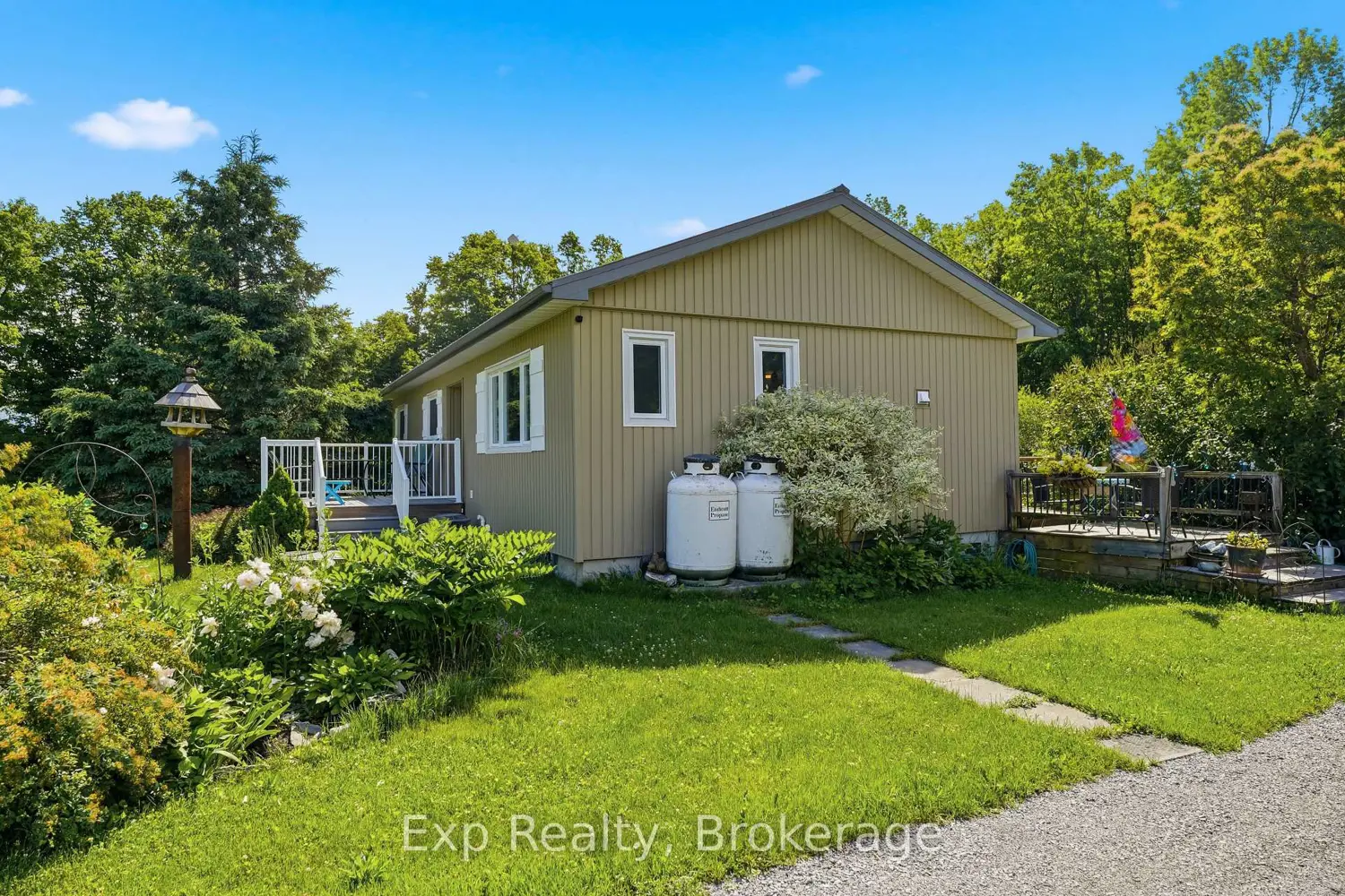 190 Beaver Creek Road photo 2