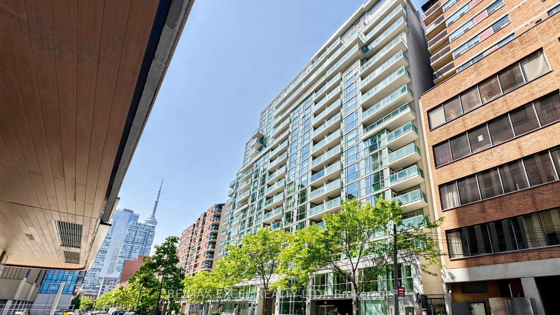 1116-96 St Patrick Street, Toronto, ON, M5T 1V2