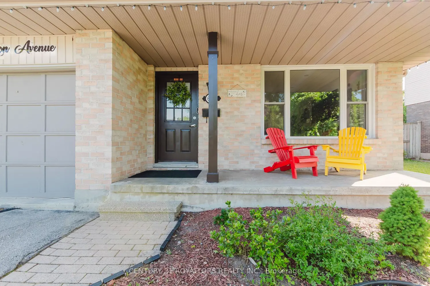 674 Chiddington Avenue photo 2