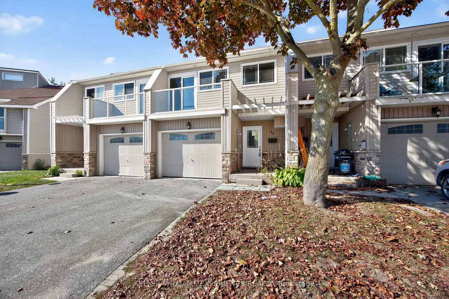 12 Lankin Boulevard 22