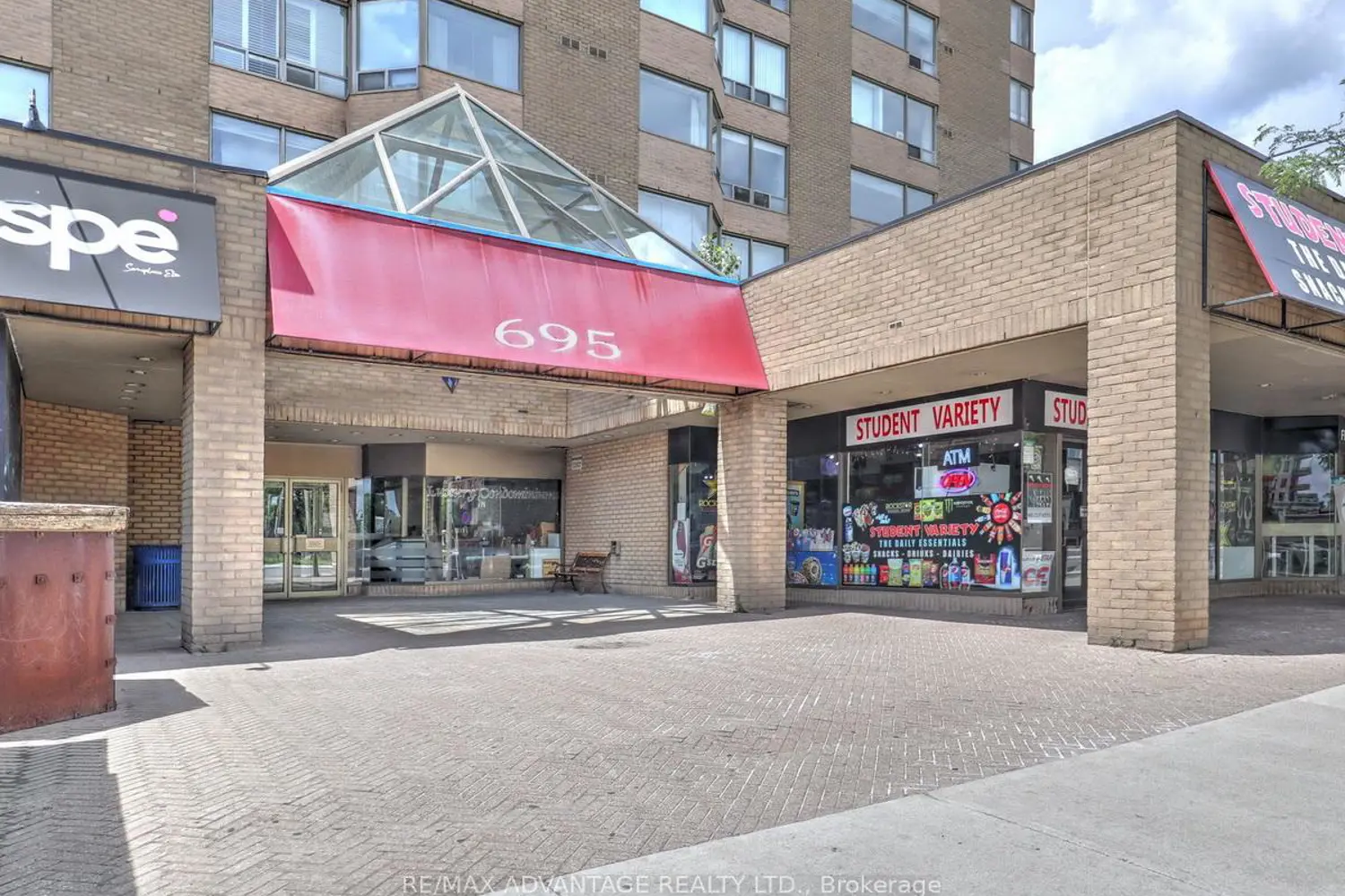 695 Richmond Street 304