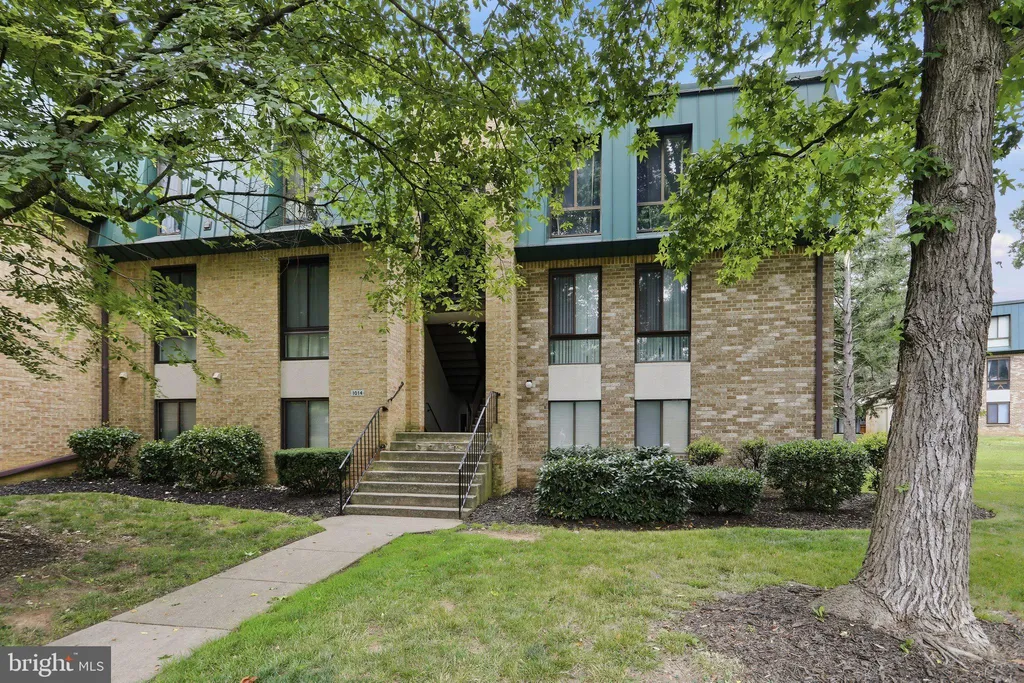 1014 Brinker Drive Unit 302, Hagerstown, MD 21740 photo 3