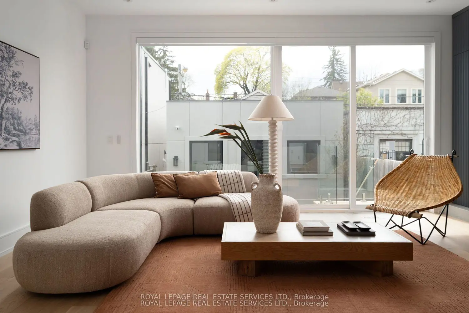 237 Bedford Park Avenue photo 2