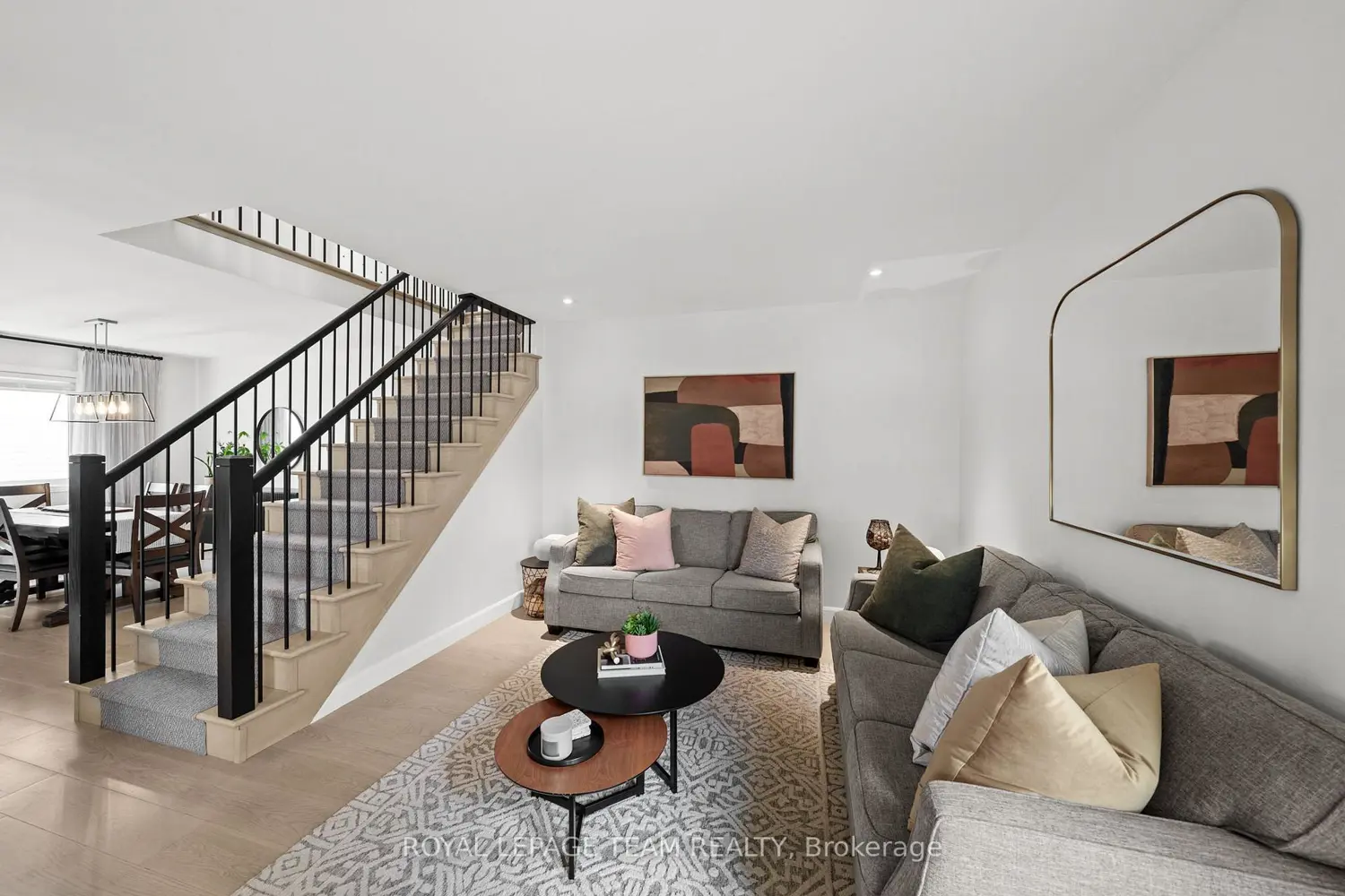 38 Merner Avenue photo 2