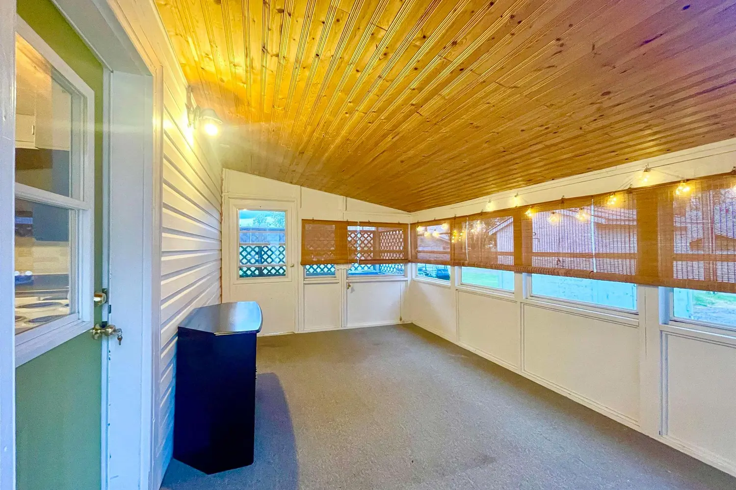 25 Casimir Avenue photo 2