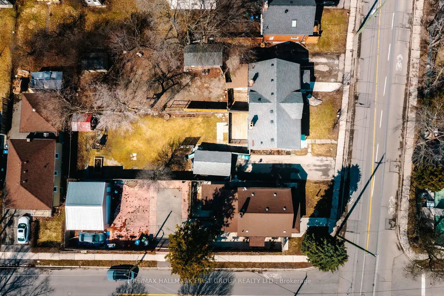 7 Mcmurchy Avenue photo 3