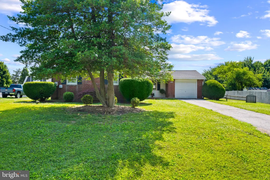 1026 Highfield Drive, Hampstead, MD 21074 photo 3