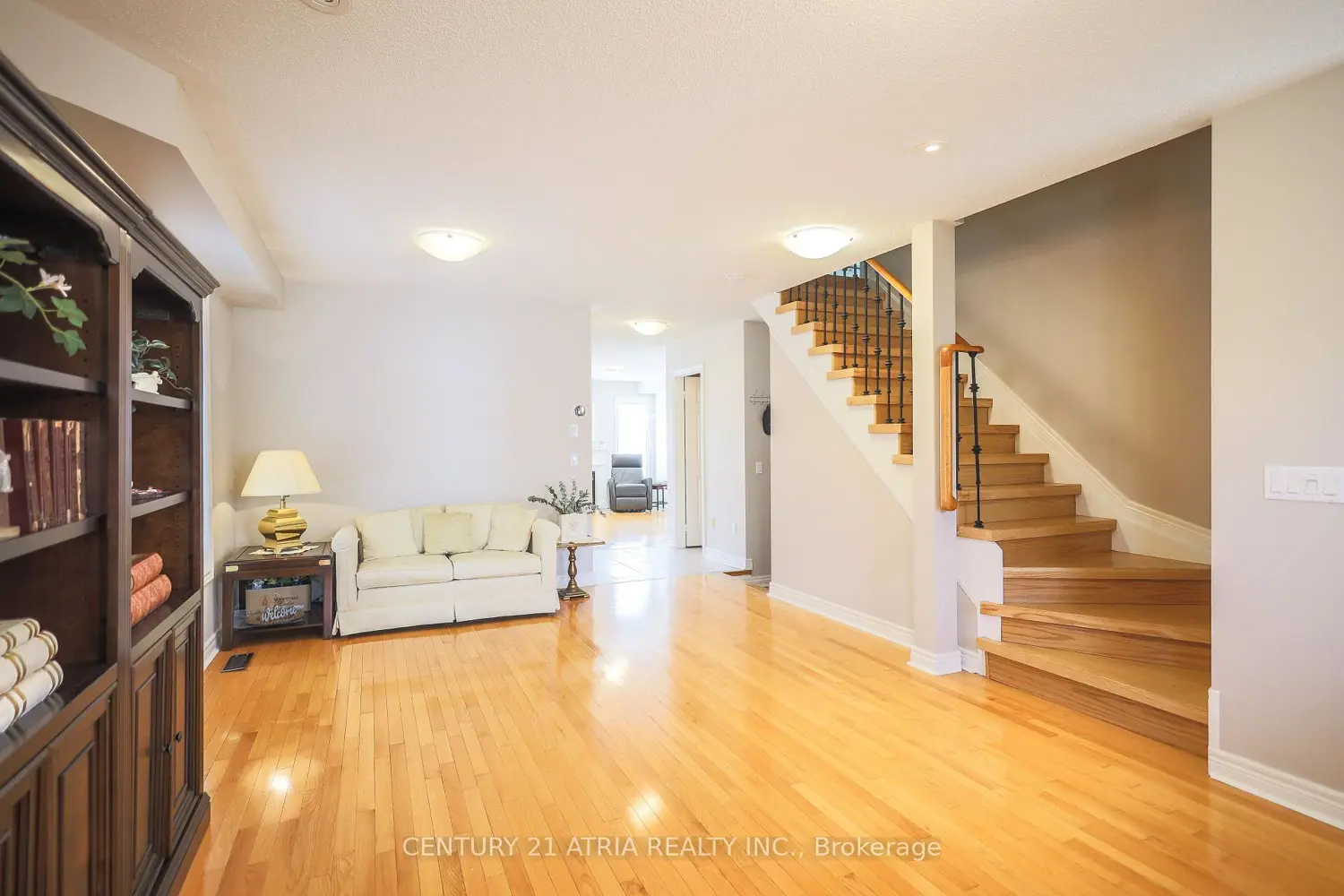 24 William Grant Road photo 2